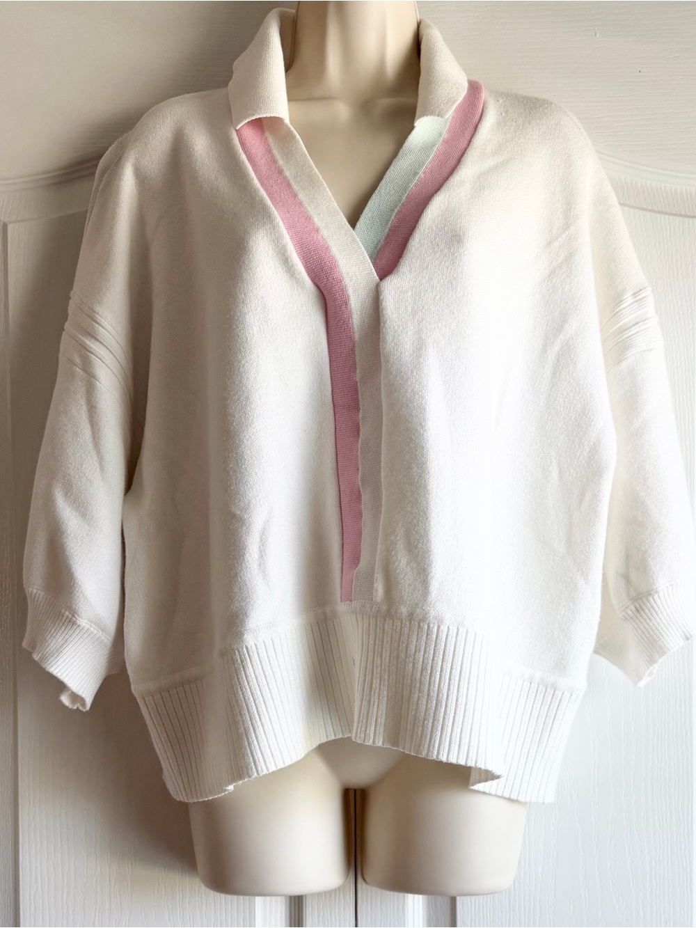 FATE Oversized Elbow Sleeve Compact Collared V Neck Sweater